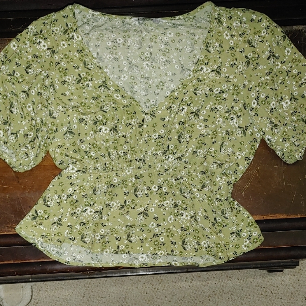 Stradivarius Olive Floral Blouse